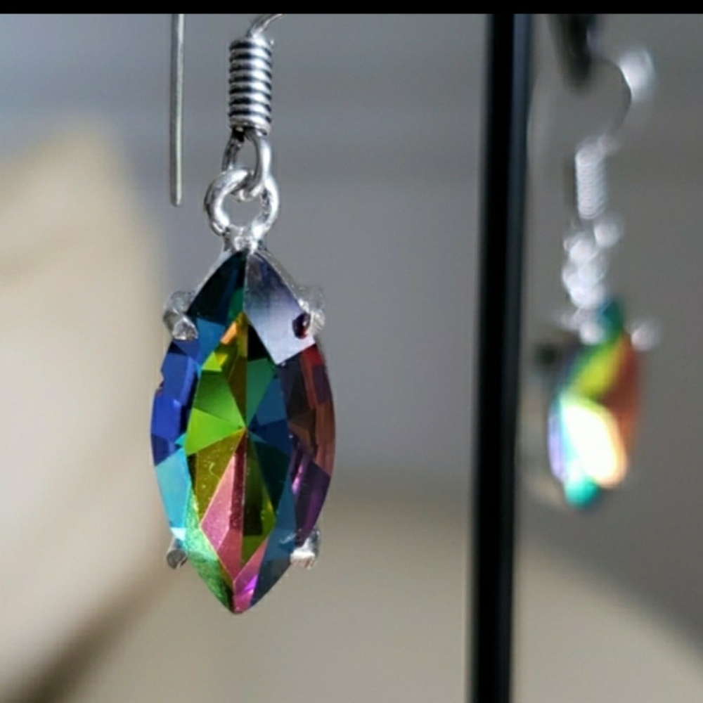 Earrings,  mystic topaz & silver, horse-eye cut.